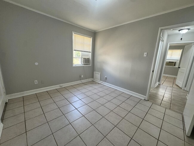 Photo - 1770 Sugarloaf St