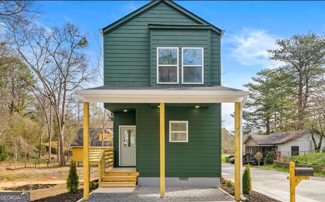 Photo - 1096 Wedgewood Dr NW House