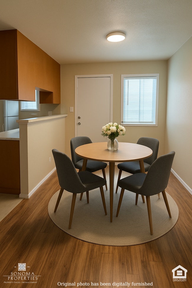 Photo - Charming 2BD/1.5BA Duplex