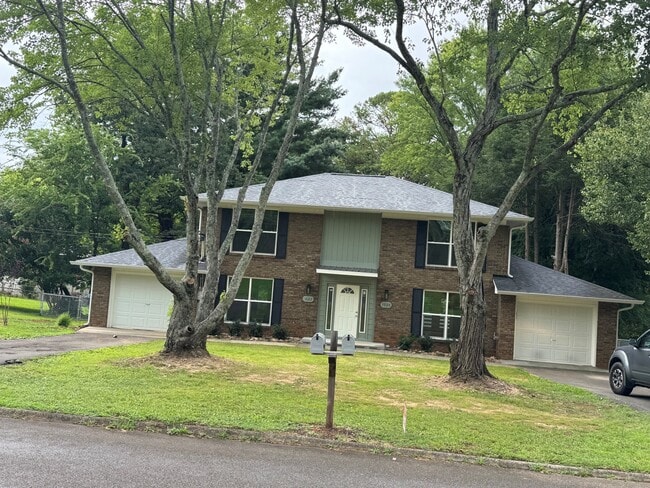 Building Photo - 1022 Parrish Rd