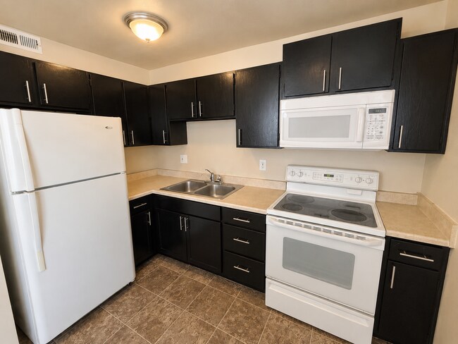 Photo - 4168 W 3280 S Unidad 01