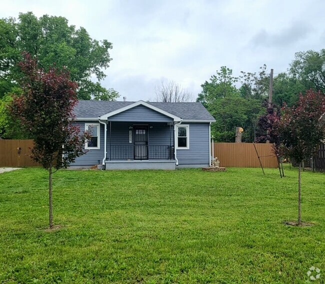 Building Photo - NEWLY REMODLED WITH CHARACTER! Rental