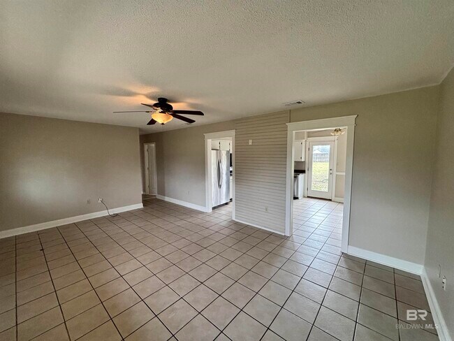 Photo - 19860 Wilters St