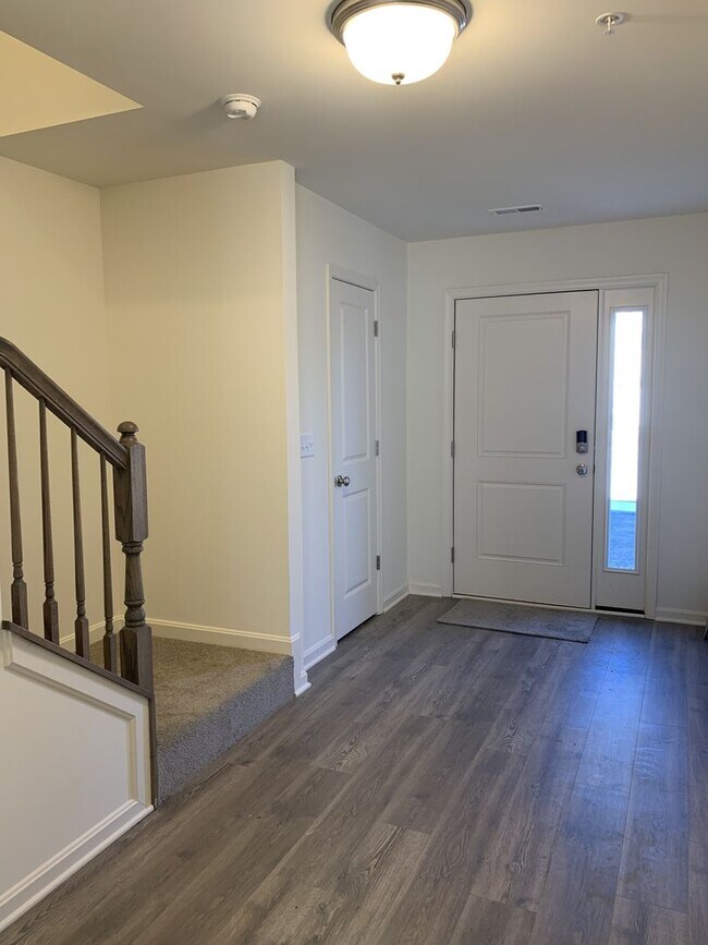 Photo - Beautiful, 3-story modern townhome with 3 ...