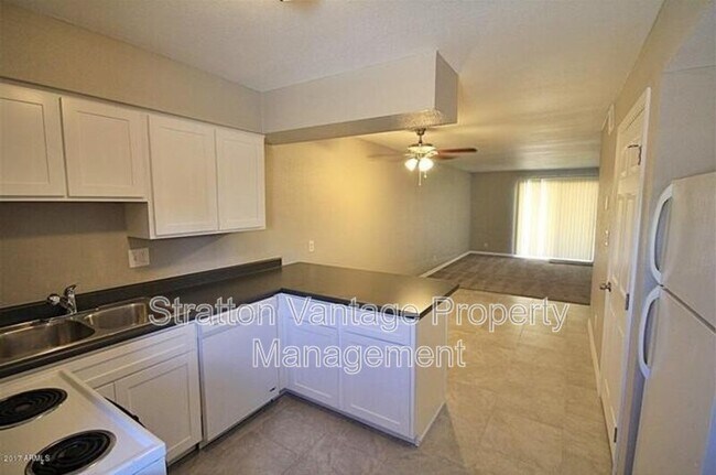 Building Photo - 810 E Colter St Unit #4 Rental