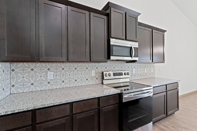 Photo - Newer Townhome, $400 off first months rent