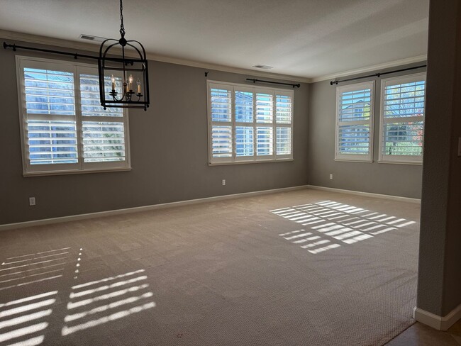 Photo - Beautiful 3 bedroom in Whitney Ranch