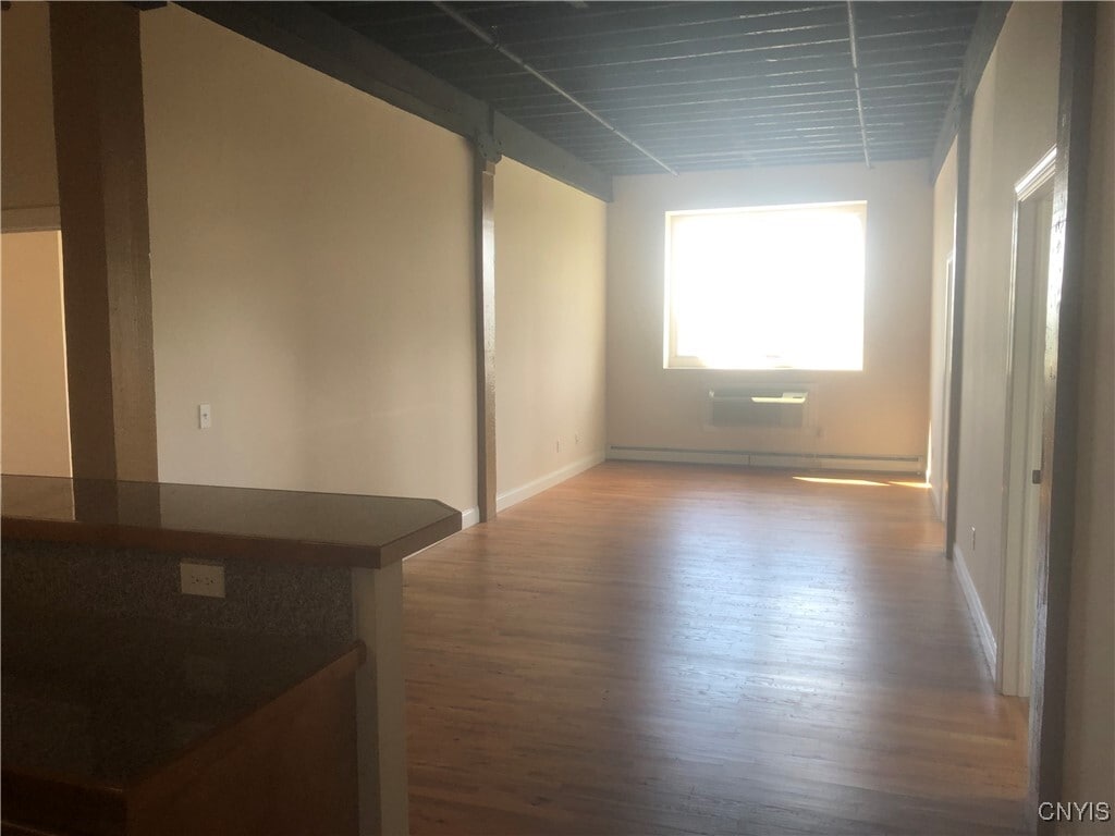 Photo - 617 Hiawatha Blvd