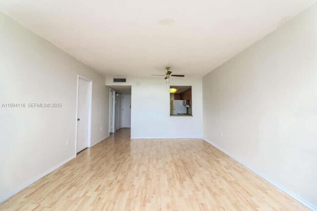 Photo - 1351 NE Miami Gardens Dr Unit 1001E