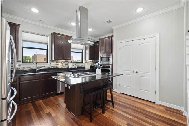 Photo - 10618 Clearview Villa Pl