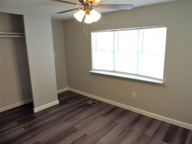 Photo - 1668 FM 2518 Rd