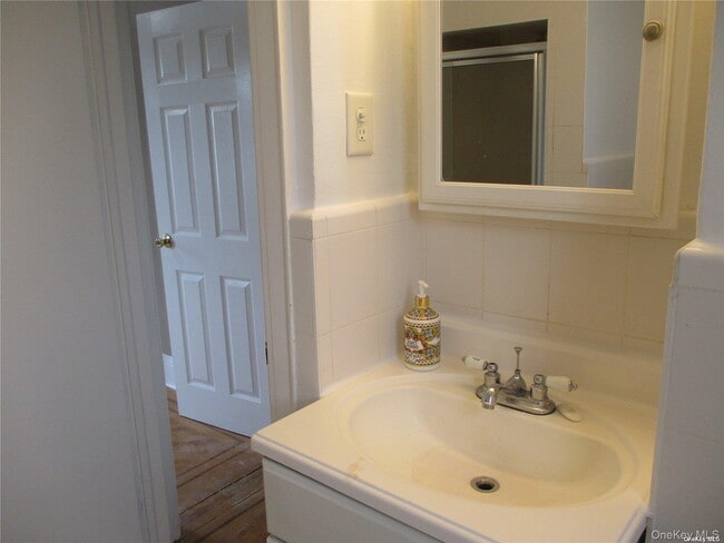 Photo - 127 Gordon Rd