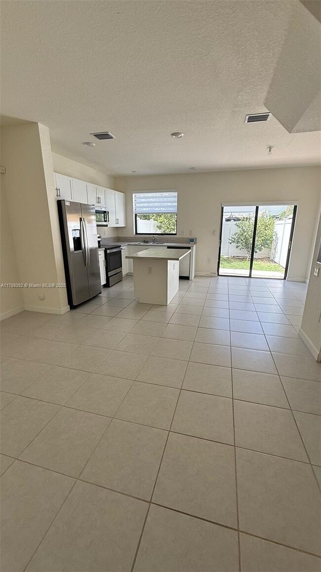 Photo - 3432 W 113th St