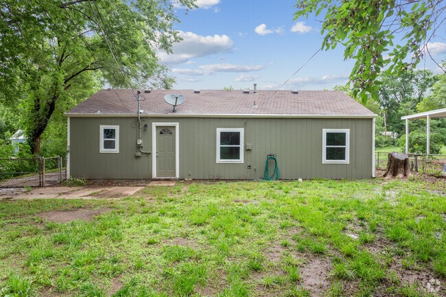 Building Photo - 6543 N East Park View St Rental