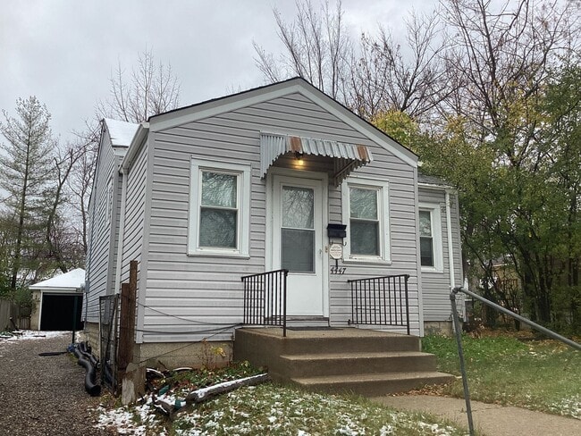 Building Photo - Single Family Home