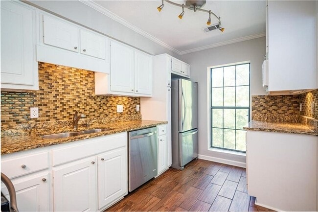 Photo - 26202 Plantation Dr NE