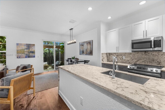 Photo - 4410 Morgan Ln