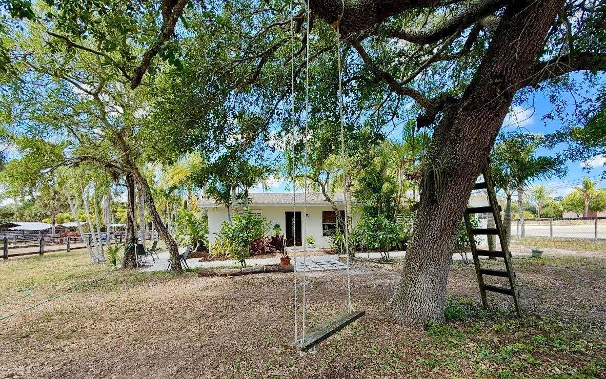 Photo - 13537 Collecting Canal Rd (Loxahatchee Groves, FL)