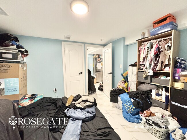 Photo - Cozy 1-Bedroom Basement Apartment in a Quiet Oshawa Neighbourhood Unité 2