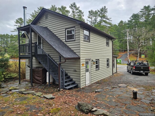 Photo - 639 State Rte 55 Unidad 2