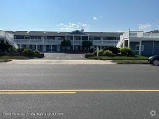 Building Photo - 100 Ocean Ave Unit 13D Rental