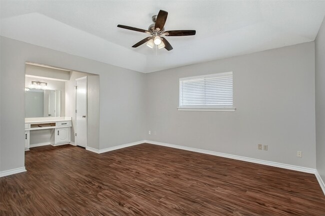 136 Shadybrook Dr