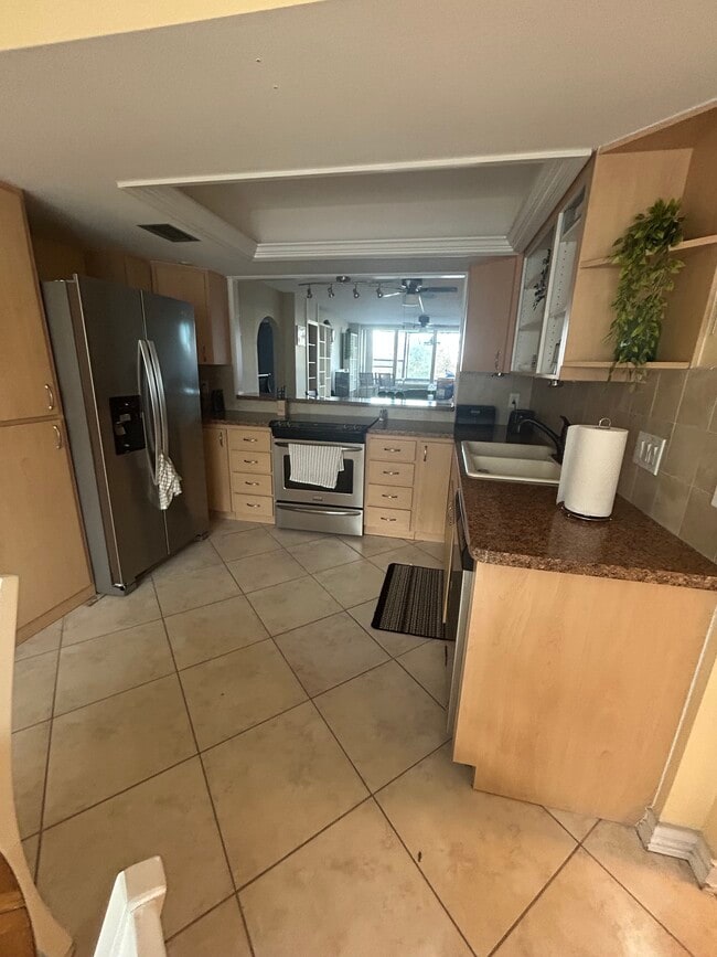 Photo - 2621 Cove Cay Dr Unidad 401