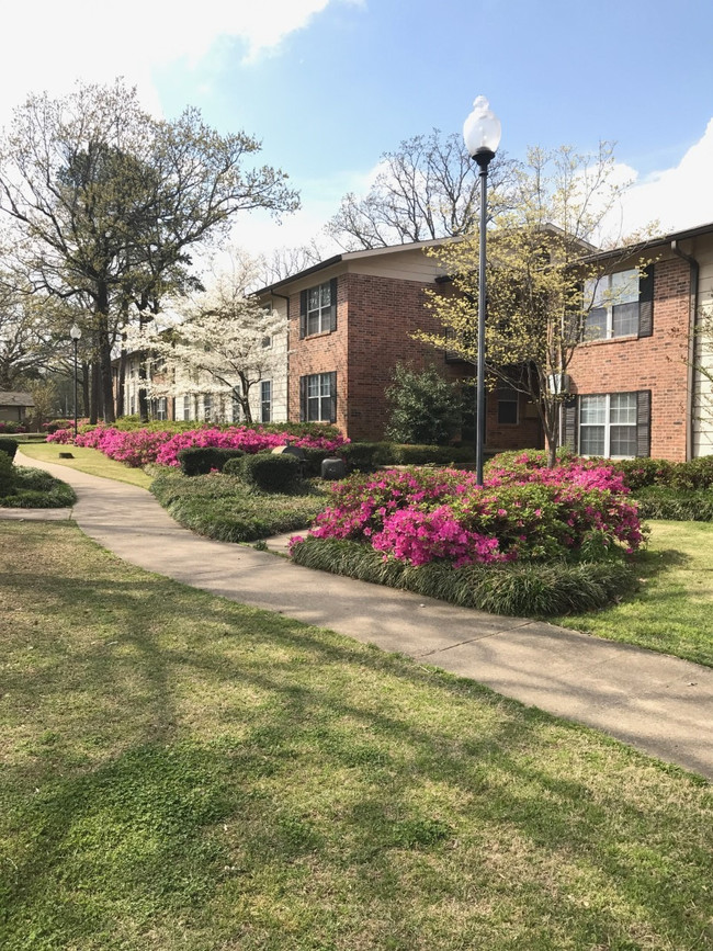 All Utilities Included!!! - Jefferson Manor Apartments