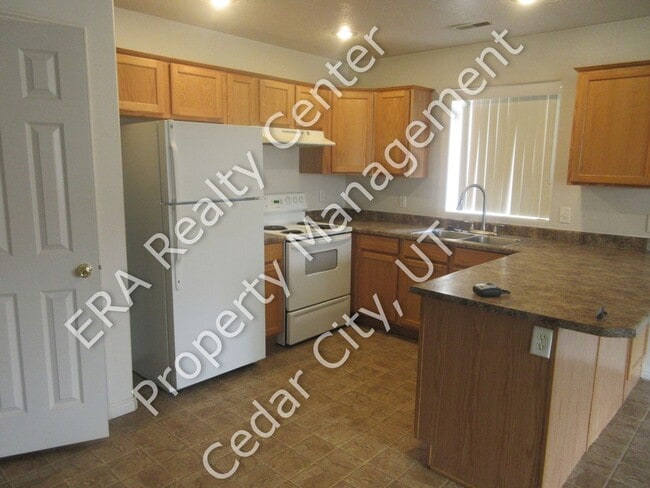 Photo - 3 Bedroom, 2 Bathroom Twin Home