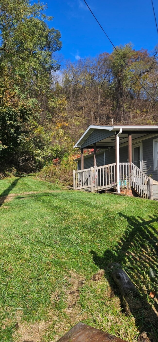 Photo - 12 Kuntz St Unit 12