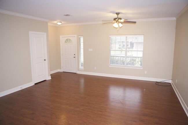 Photo - 2594 Cheyenne Dr