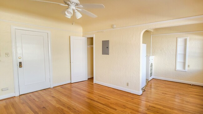 NATURAL LIGHT - Rena Villa