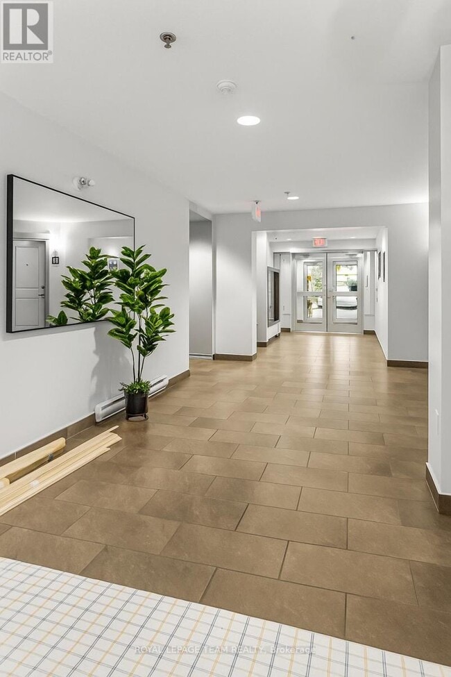 Photo - 151 Potts Private Unit 104