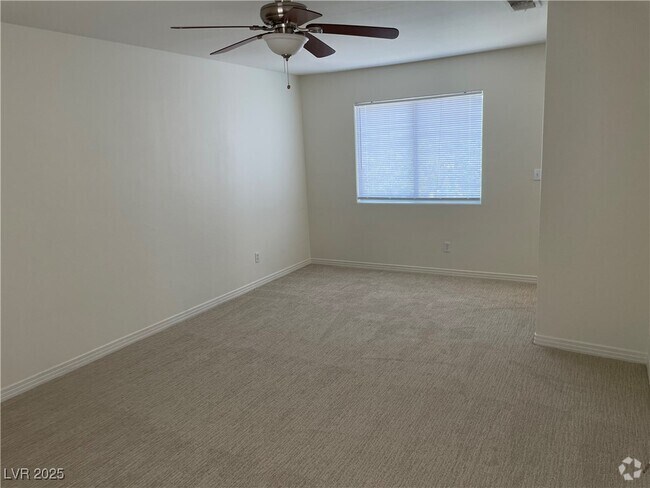 Building Photo - 2413 Cliffwood Dr Rental