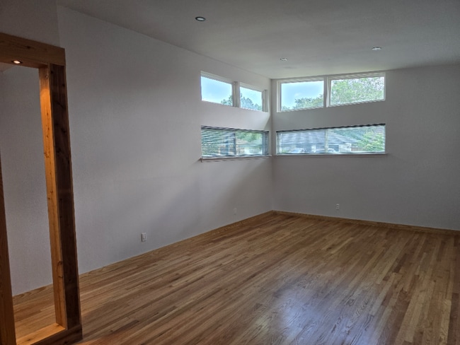 Photo - 6414 Neff St