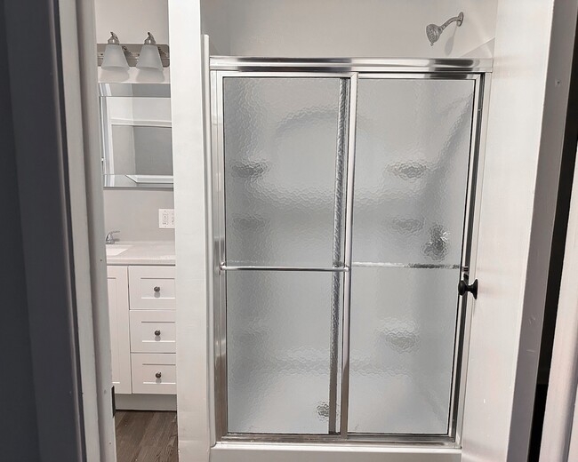 Photo - 222 W Union St