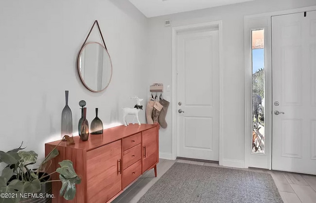 Photo - 326 Vista Lake Cir