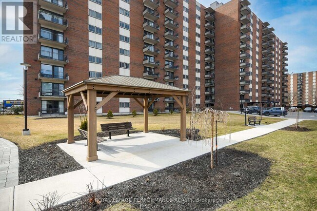 Photo - 1465 Baseline Rd Unité 1014