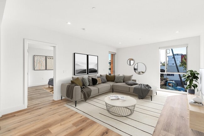 Empire at Larchmont