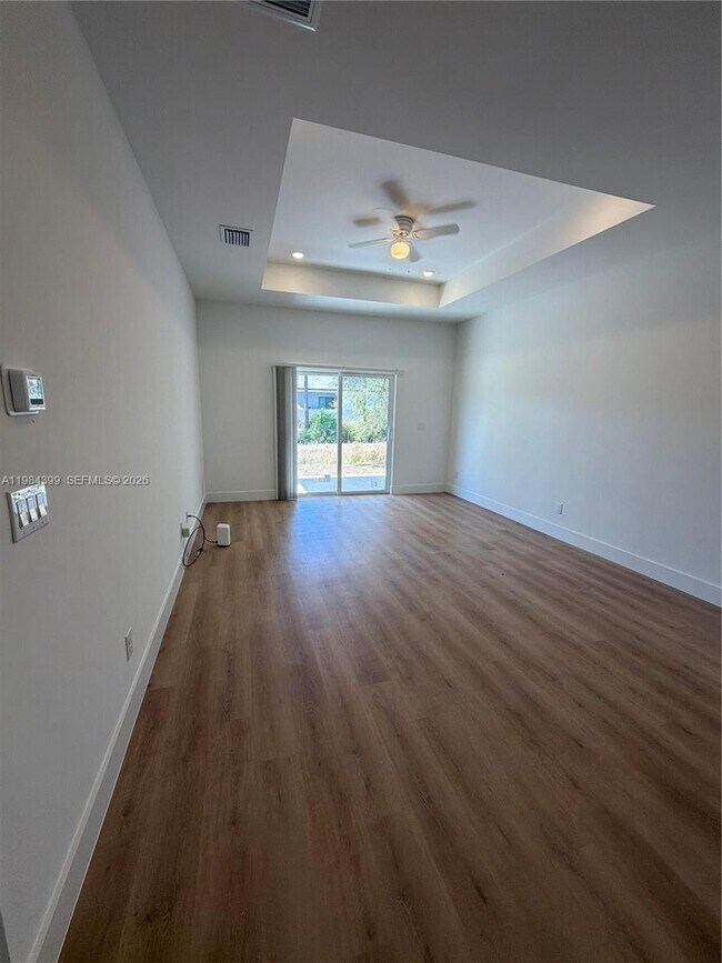 Photo - 4717 28th St SW