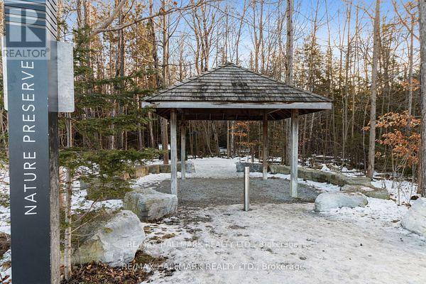 Photo - 415 Sea Ray Ave Unité 210