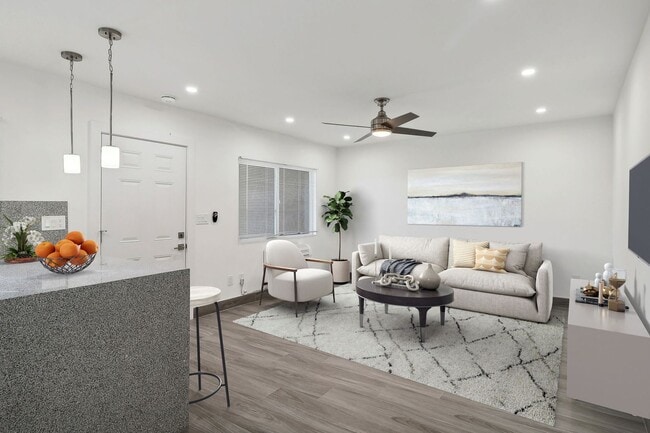 Photo - Move in Promotion! 2 Bedroom/1 Bathroom Remodeled Apartment - El Cajon Unidad 340-M