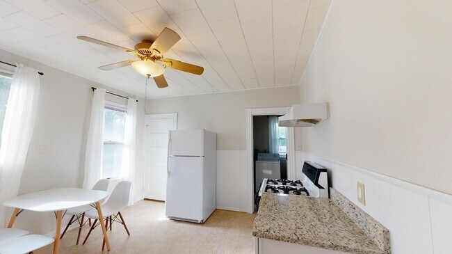 Photo - 30 Roseclair St Unit 3