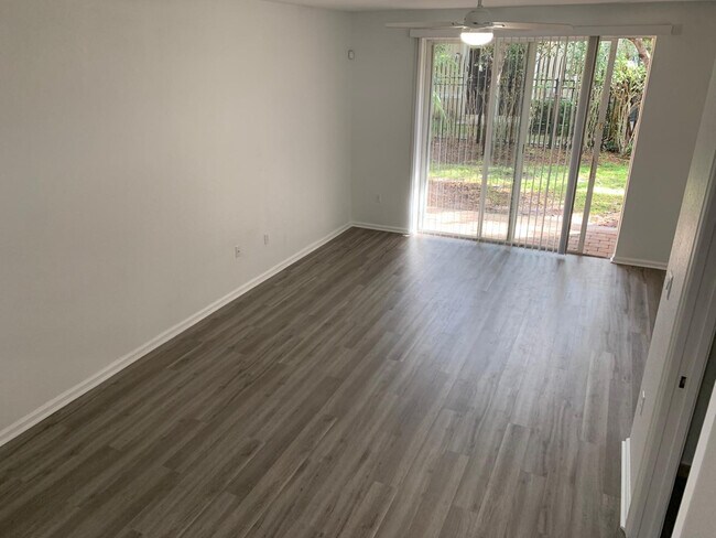 Photo - 2663 SW 82nd Ave Unit 104