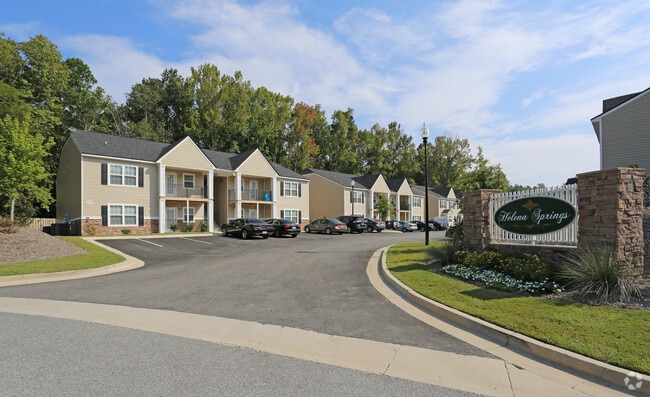 Helena Springs Exterior
