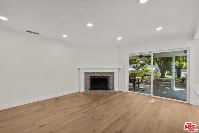 Photo - 10780 Deliban Ave