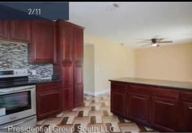 Building Photo - 2 Sweetbay Ln