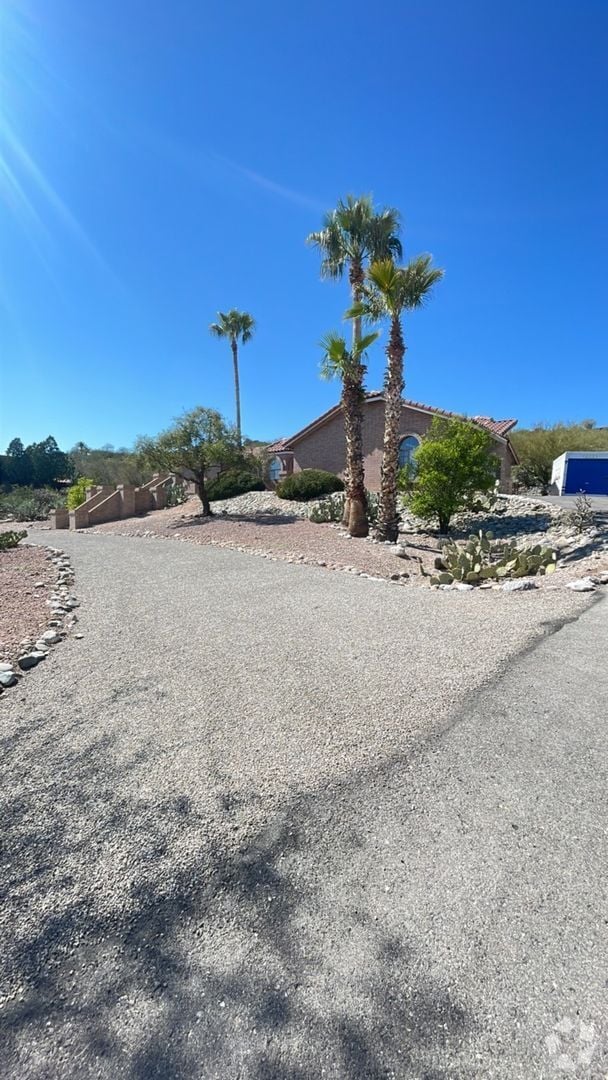 Building Photo - Tucson Foothills Home