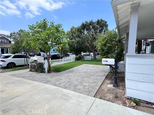 Photo - 2716 S La Salle Ave