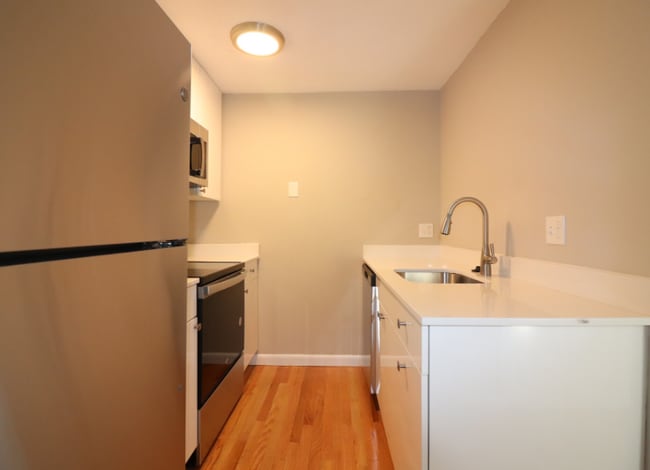 Photo - 50 Evergreen St